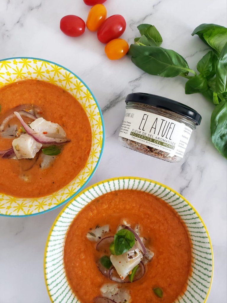 Gaspacho et son tartare de cabillaud à la fleur de sel Recuerdos del Monte